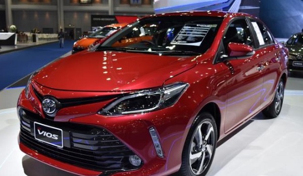 Top 10 mẫu xe bán chạy nhất tháng 8