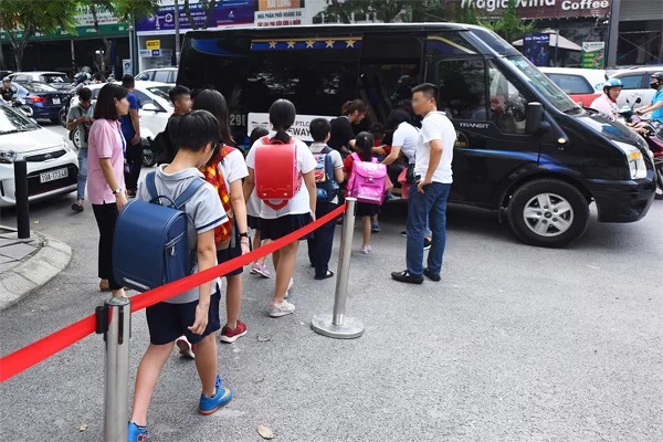 Hà Nội: Tăng cường quản lý hoạt động vận chuyển, đưa đón học sinh