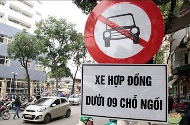 Hà Nội khôi phục biển cấm xe taxi, xe hợp đồng dưới 9 chỗ trên 10 tuyến đường kể từ ngày 15/9
