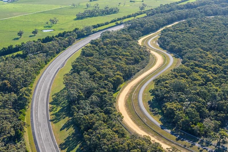 Báo Australia: Sở hữu đường thử Lang Lang, VinFast chung tay phát triển công nghiệp ô tô toàn cầu