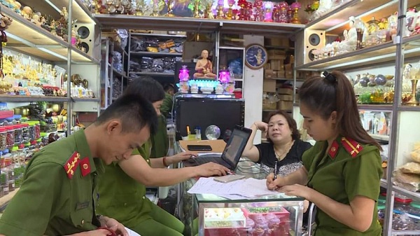 Tạm giữ hơn 350kg sản phẩm chay vi phạm vệ sinh ATTP tại Phú Thọ