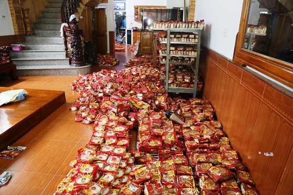 Thu giữ hơn 1.200 bánh Trung thu không bảo đảm vệ sinh an toàn thực phẩm