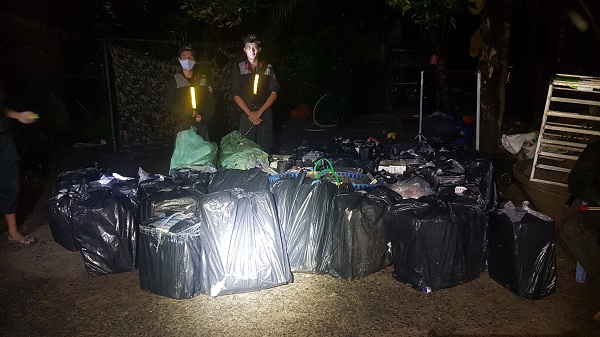 Phát hiện và thu giữ gần 35 nghìn bao thuốc lá nhập lậu