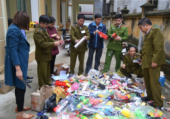 Yên Lạc (Vĩnh Phúc): Tăng cường kiểm tra, kiểm soát thị trường dịp Tết Trung thu 2020