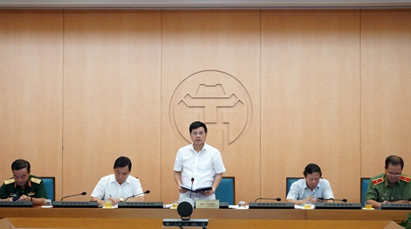 Phó chủ tịch UBND TP. Hà Nội, Ngô Văn Quý phát biểu tại cuộc họp