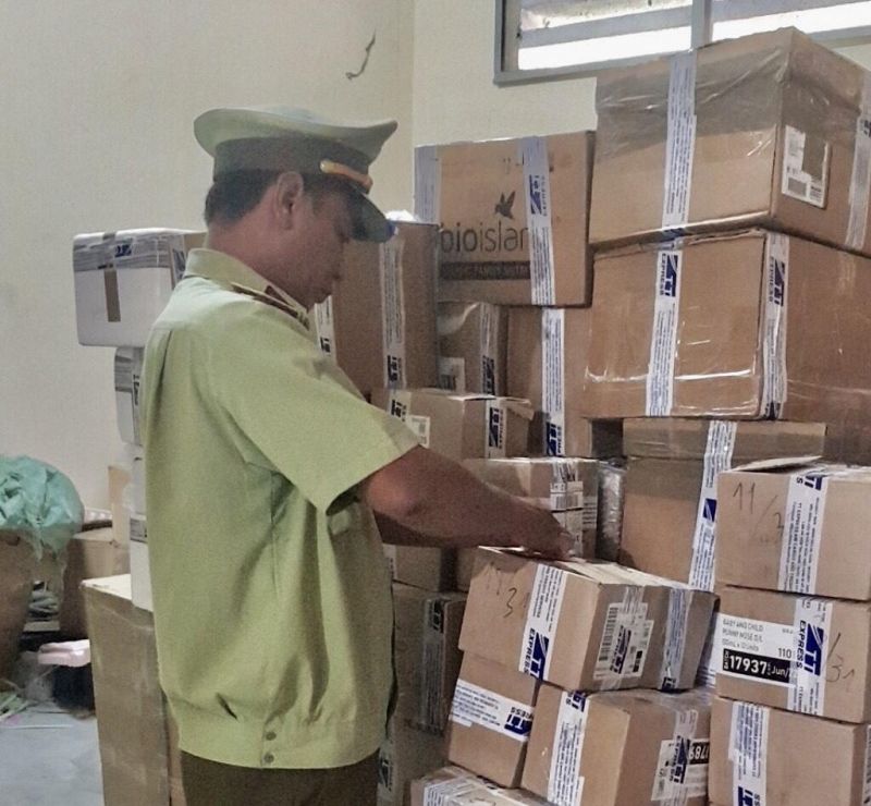 Phú Yên: Bắt giữ thực phẩm chức năng không rõ nguồn gốc