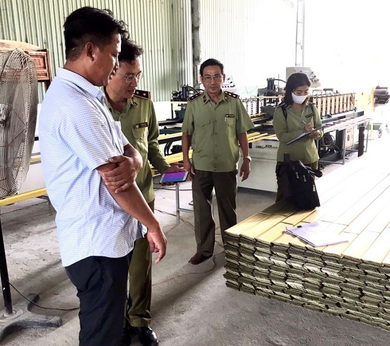 Phát hiện gần 10.000 thanh khung trần nhà bằng kim loại xâm phạm quyền đối với nhãn hiệu được bảo hộ tại Việt Nam