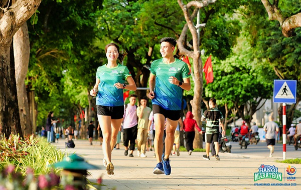 Đón bình minh - Chào bình thường mới cùng VPBank Hanoi Marathon ASEAN 2020