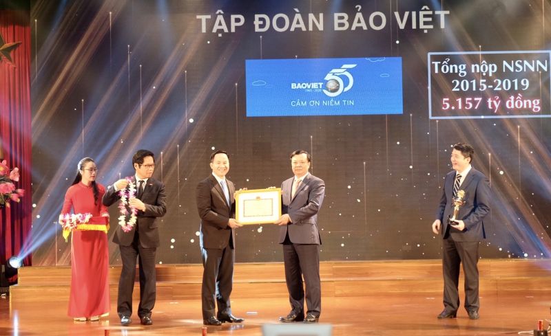 Tập đoàn Bảo Việt được bình chọn trong số 30 “người nộp thuế tiêu biểu”