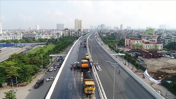 Dự án xây dựng cầu cạn đoạn Mai Dịch - Nam Thăng Long (Dự án vốn vay ODA) hiện đã hoàn thành hơn 98% khối lượng