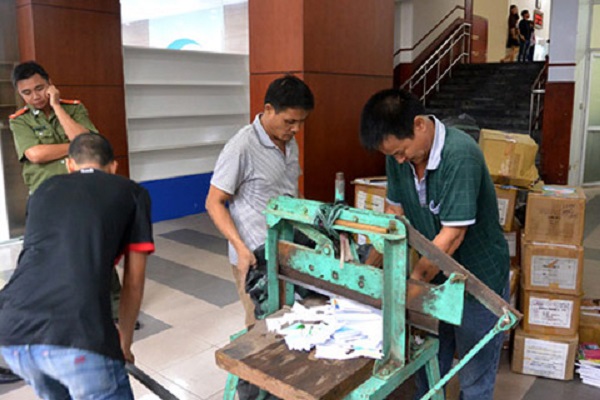 Sở Thông tin và Truyền thông Hà Nội đã tổ chức tiêu hủy tài liệu in lậu