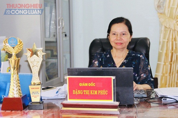 Bà Đặng Thị Kim Phúc, Tổng giám đốc Công ty Cổ phần thực phẩm Điện Biên