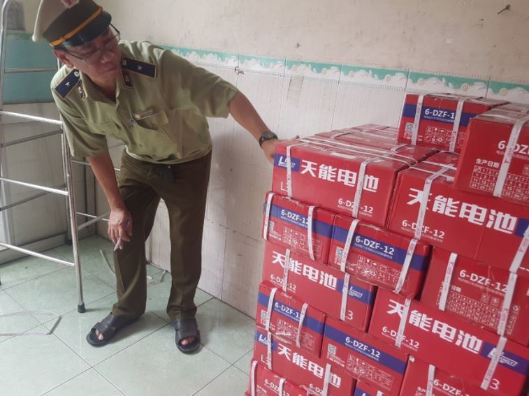 Bắt giữ hàng loạt linh kiện xe đạp điện lậu tại Bình Dương