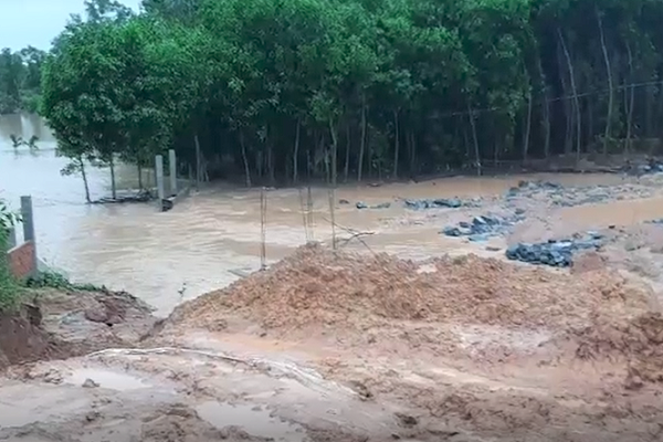Quảng Nam: Vỡ đập thủy lợi sức chứa 800 ngàn m3 nước