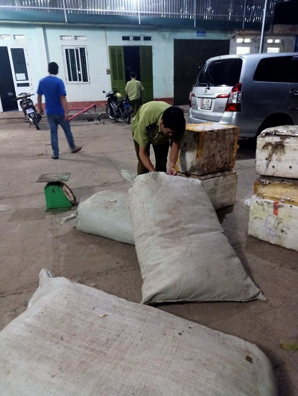 Thu giữ gần 500kg thuốc bắc không rõ nguồn gốc