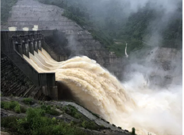 Bác thông tin Quảng Nam vỡ đập, Đà Nẵng phải di dân trên diện rộng