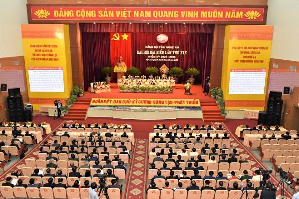 Toàn cảnh Đại hội đại biểu Đảng bộ tỉnh Nghệ An khóa XIX, nhiệm kỳ 2020-2025.