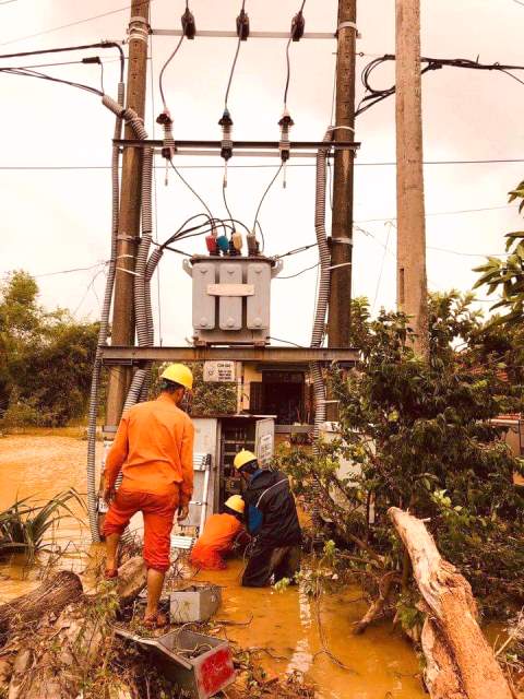Điện lực miền Trung: Cấp điện trở lại cho gần 47.000 khách hàng ở 5 tỉnh