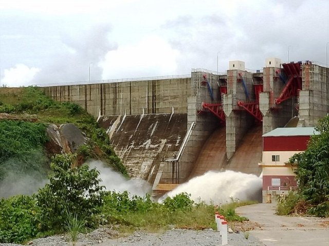 Thừa Thiên Huế: Đã tiếp cận khu vực 40.000m3 đất đá vùi lấp công trường Thuỷ điện Rào Trăng 3