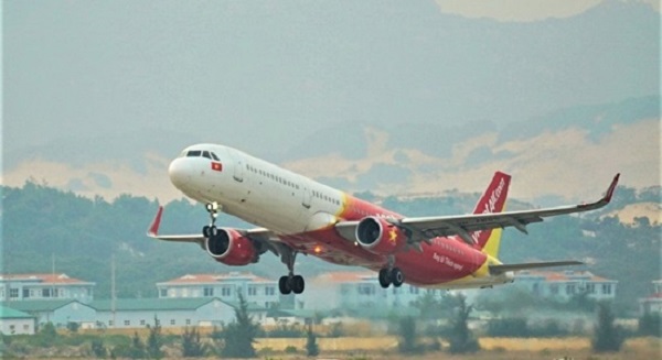 Vietjet đổi vé miễn phí không giới hạn số lần cho khách đến và đi miền Trung
