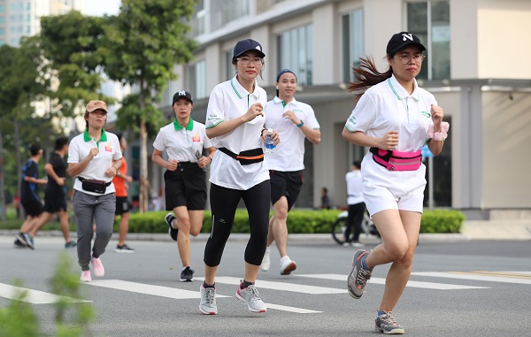 Tham gia chạy bộ cộng đồng, nutimilk đóng góp 1 tỉ đồng cho các tổ chức xã hội