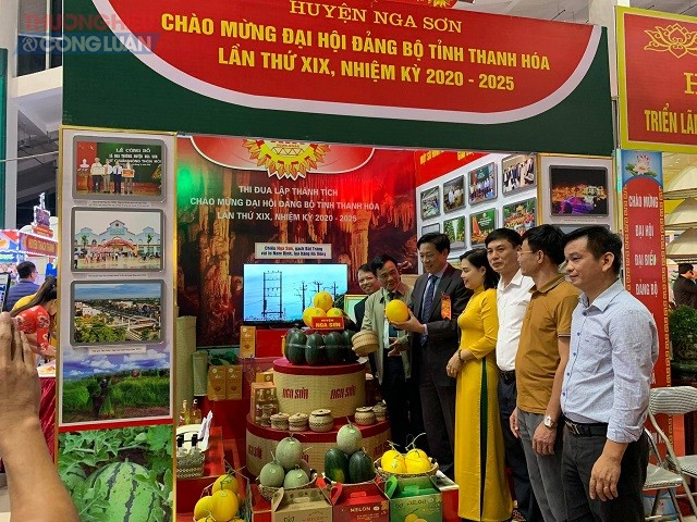 Hội chợ - triển lãm thành tựu kinh tế - xã hội tỉnh Thanh Hóa thu hút nhiều sự quan tâm của nhân dân