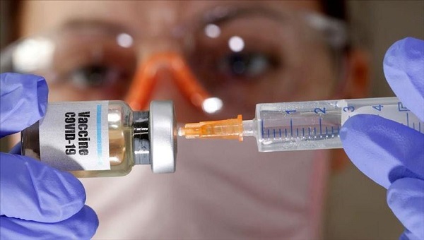 Nga đang phát triển vắcxin ngừa virus SARS-CoV-2 dạng nhỏ giọt hoặc xịt