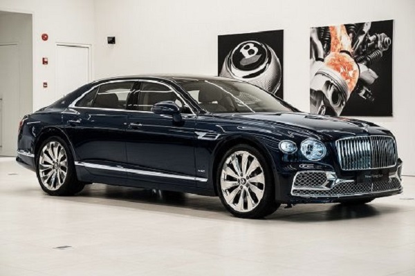Bentley Flying Spur 2020 phiên bản First Edition đời mới nhất xuất hiện tại thị trường Việt Nam