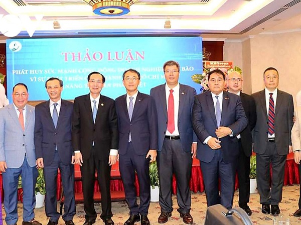 Ông Lê Thanh Liêm, Phó Chủ tịch thường trực UBND TP.HCM và các đại biểu tại hội nghị.