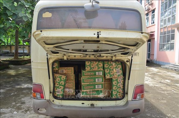 Tuyên Quang: Thu giữ 3.500 gói hướng dương không rõ nguồn gốc