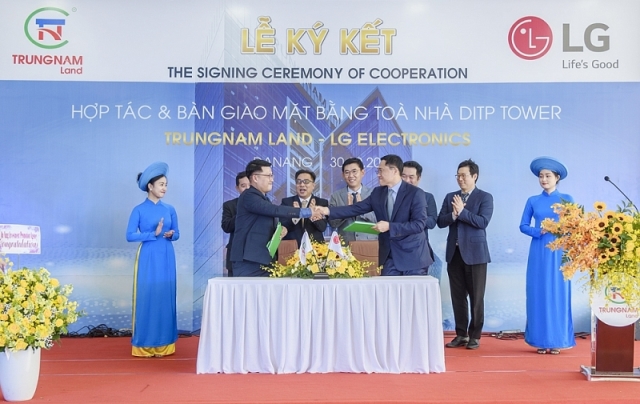 Trung Nam Land ký kết hợp tác và bàn giao mặt bằng tòa DITP Tower cho LG Electronics