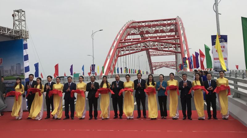 Trong 5 năm Hải Phòng hoàn thành hàng chục tuyến đường và 46 cây cầu các loại