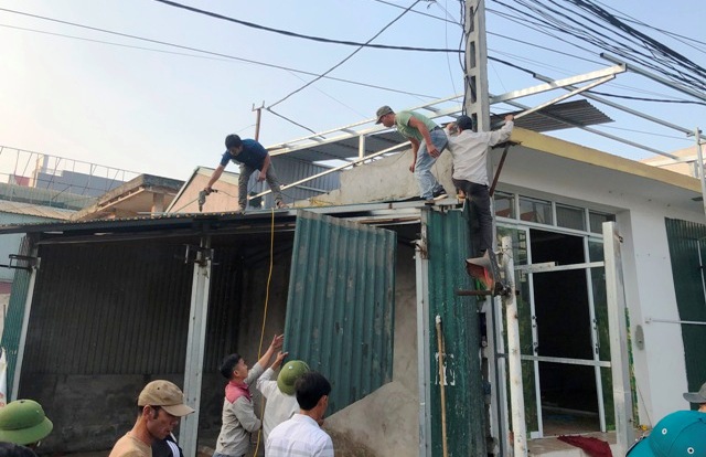 Tháo dỡ công trình xây dựng trái phép 4 hộ dân xã Đại Đồng