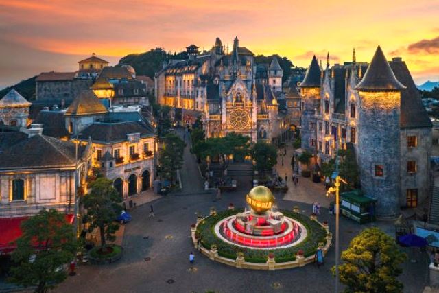Khu du lịch Sun World Bà Nà Hills vinh dự được vinh danh ở 2 giải thưởng Công viên chủ đề hàng đầu Việt Nam và Công viên chủ đề hàng đầu châu Á 2020. Ảnh: Sun World Bà Nà Hills cung cấp.