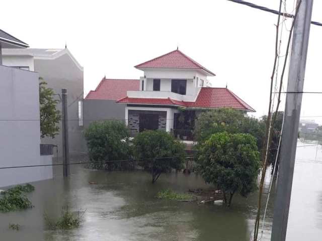 Mưa bão, lũ lụt gây thiệt hại toàn tỉnh Hà Tĩnh khoảng gần 5.500 tỷ đồng.