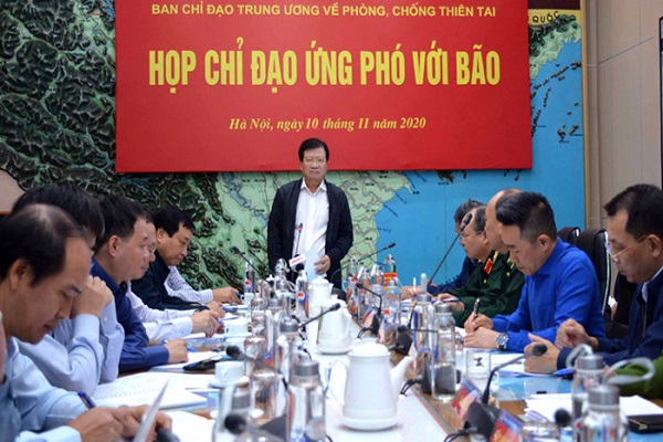 Phó Thủ tướng Trịnh Đình Dũng kết luận cuộc họp.