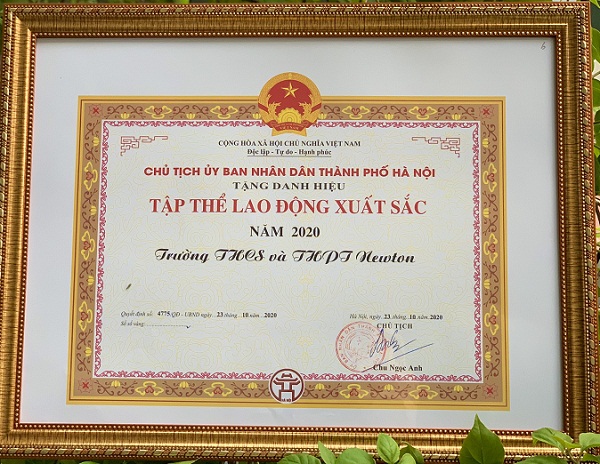 Danh hiệu xuất sắc của Chủ tịch UBND thành phố Hà Nội