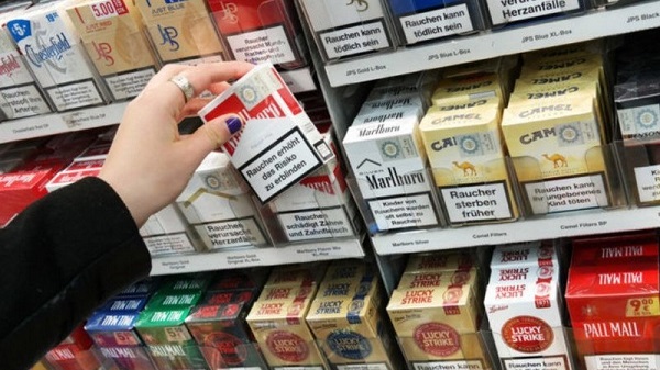 Từ 15/11, bán thuốc lá cho người dưới 18 tuổi sẽ bị xử phạt 5 triệu đồng