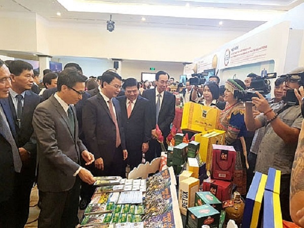 Hội nghị liên kết hợp tác phát triển du lịch giữa TP Hồ Chí Minh và 8 tỉnh Tây Bắc