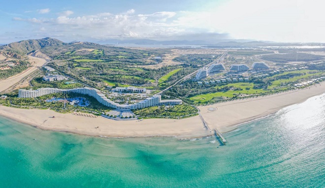 Ưu đãi khủng với hàng ngàn voucher - combo nghỉ dưỡng cao cấp, FLC Hotels &amp; Resorts gây sốt tại Hội chợ du lịch quốc tế Việt Nam 2020