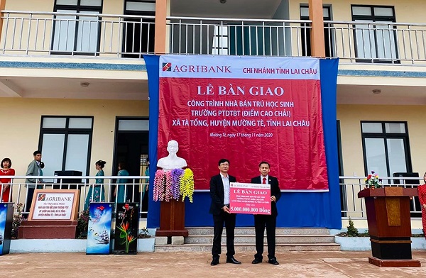 Vun đắp sự nghiệp trồng người