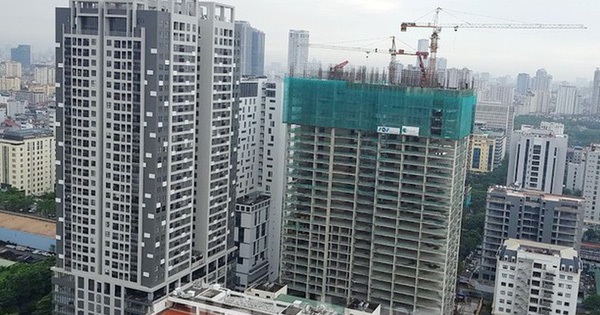 Thủ tướng yêu cầu làm rõ việc 'xây tầng lánh nạn có thể đẩy giá căn hộ lên cao’