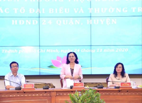 Chủ tịch HĐND TPHCM Nguyễn Thị Lệ phát biểu tại buổi giao ban. (Ảnh: Việt Dũng)