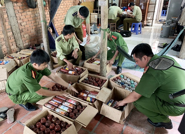 An Giang: "Đột kích" cơ sở sang chiết gas trái phép quy mô lớn