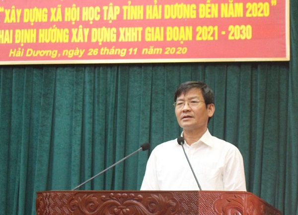 Ông Lương Văn Cầu Phó Chủ tịch UBND tỉnh Hải Dương  phát biểu tại hội nghị