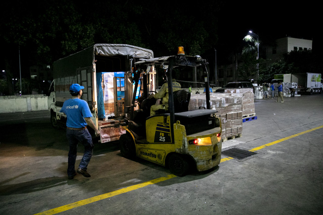 10 tấn sản phẩm dinh dưỡng “bay thẳng" đến Việt Nam hỗ trợ điều trị trẻ suy dinh dưỡng ở miền Trung