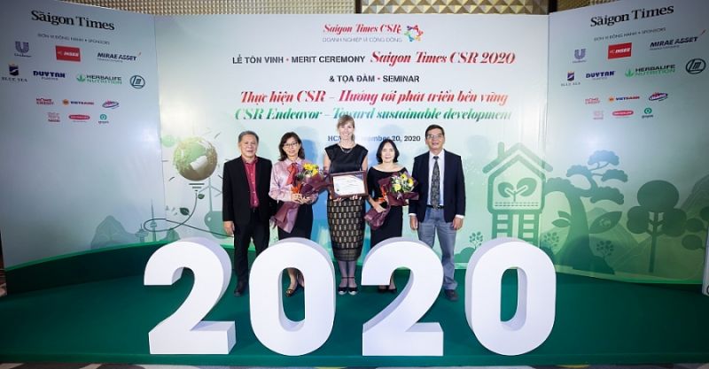HEINEKEN Việt Nam được vinh danh là doanh nghiệp có nhiều đóng góp trong cộng đồng