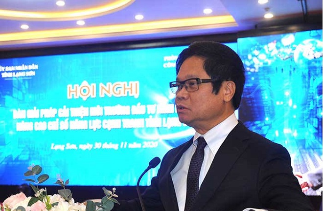 Chủ tịch Phòng Thương mại và Công nghiệp Việt Nam, Vũ Tiến Lộc phát biểu tại Hội nghị