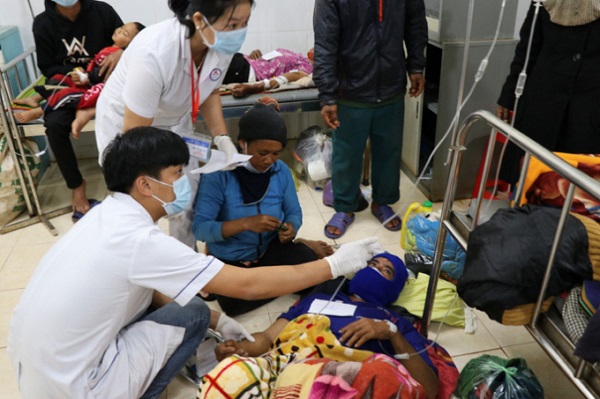 Sở y tế Gia Lai thông tin vụ hơn 150 bệnh nhân ngộ độc sau khi ăn xôi từ thiện