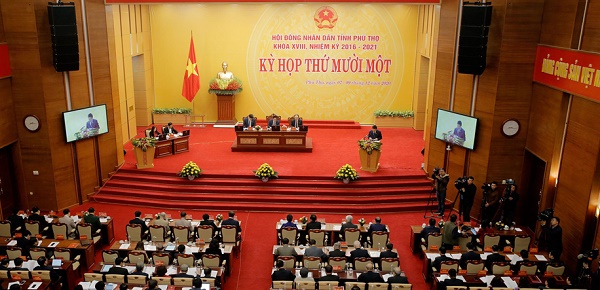 Bí thư Tỉnh ủy, Chủ tịch HĐND tỉnh Bùi Minh Châu phát biểu khai mạc kỳ họp